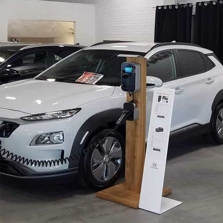 32A 7kW Electric Car Charger EV Charging Pile with Type 2 Plug